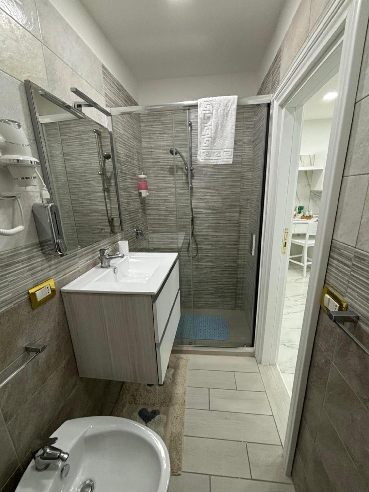 Suite Campanile Naples Exterior photo